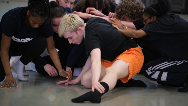 Cat Midlands In Studio. Image Credit Kategreenphotog